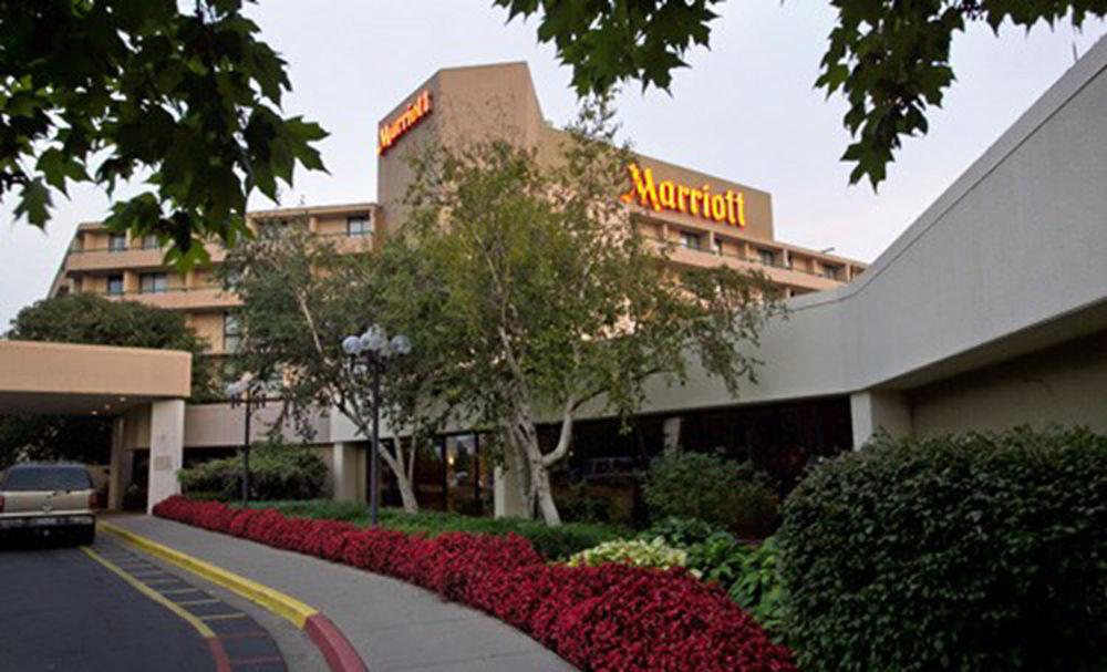 Marriott At The University Of Dayton Exterior photo